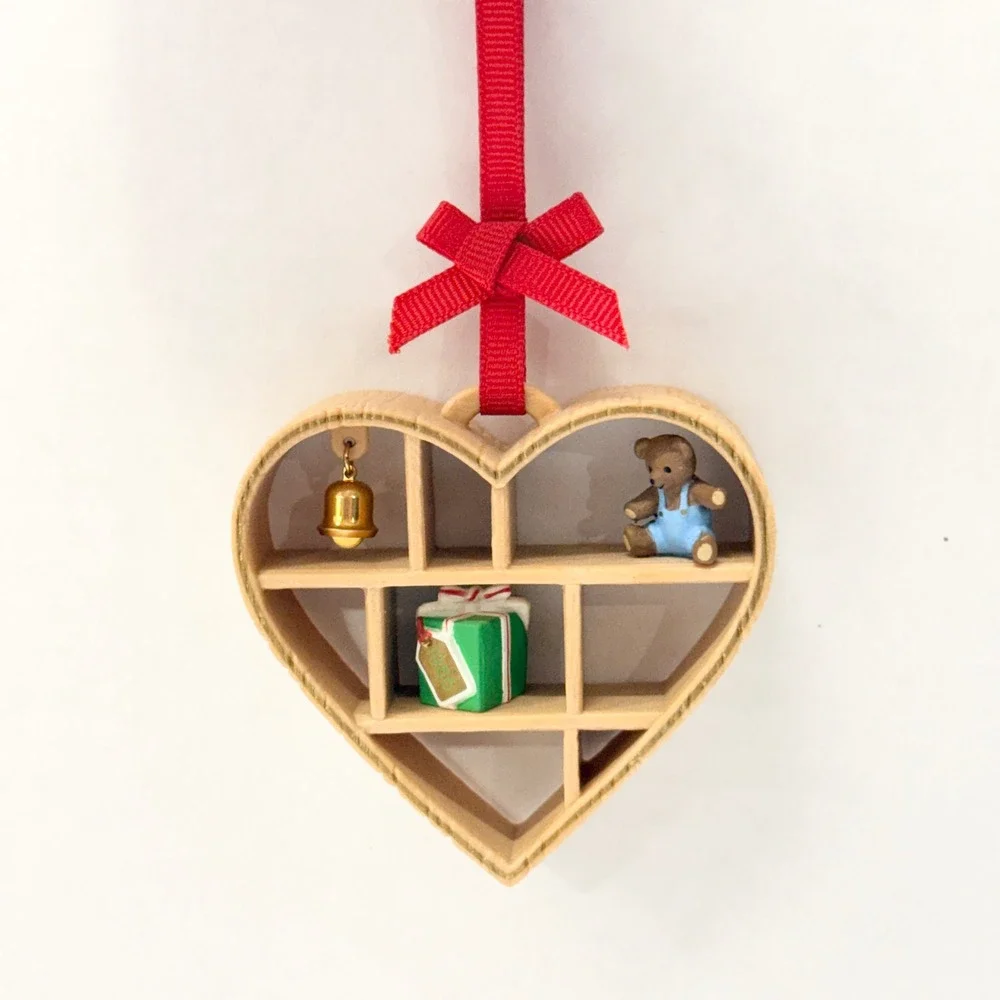 Vintage 1986 Hallmark Loving Memories Heart Shadow Box Teddy Bear Ornament